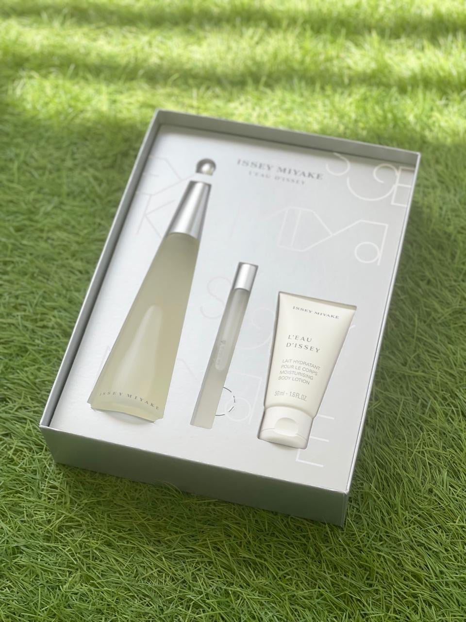 Issey Miyake Women Set Scent Station