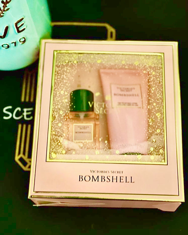 Victoria's Secret Bombshell Holiday 2020 Gift Set Mist Lotion