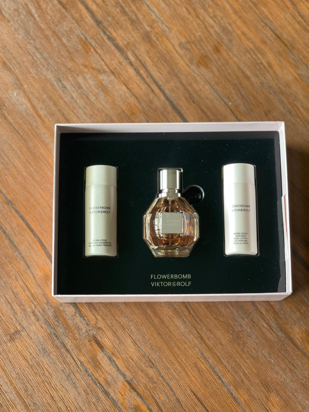 Flowerbomb Gift Set